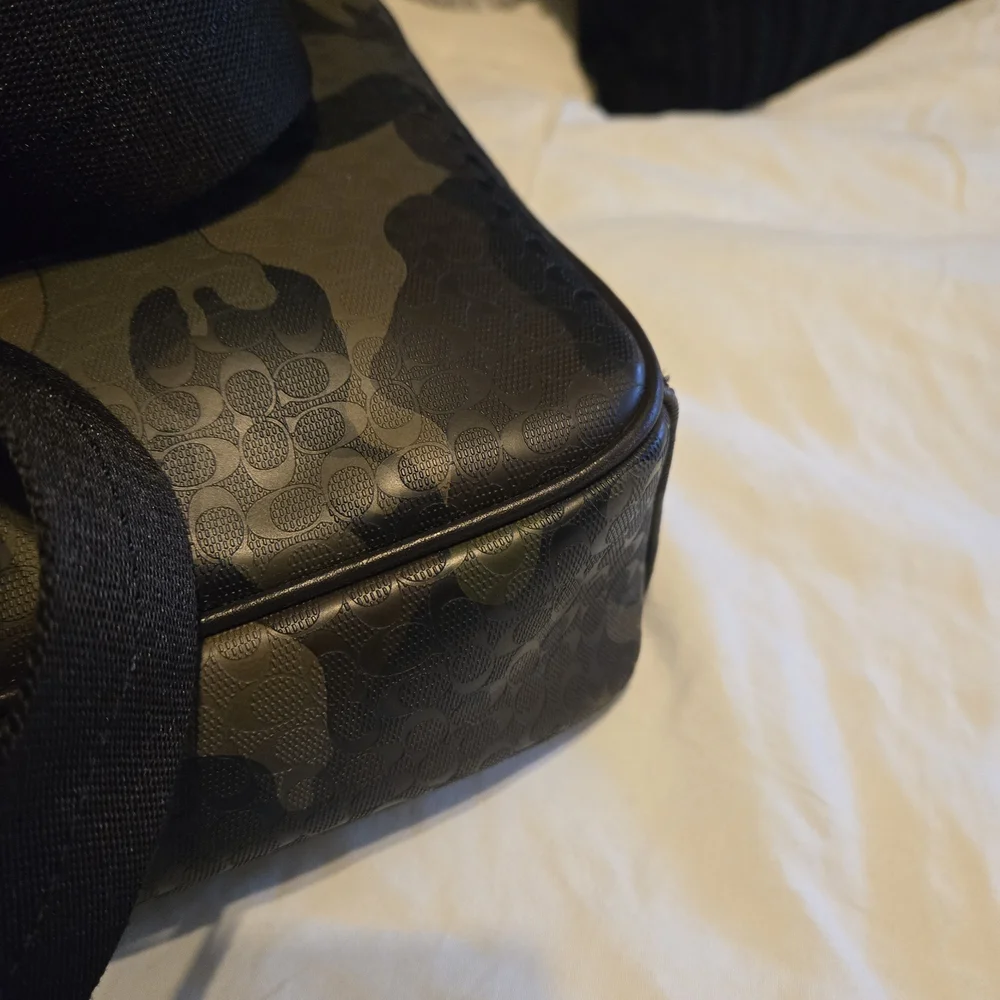 Coach outside strap